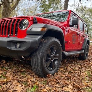 Meet your Posher, Yasser